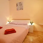 Apartments Benussi 1045 * Rovinj