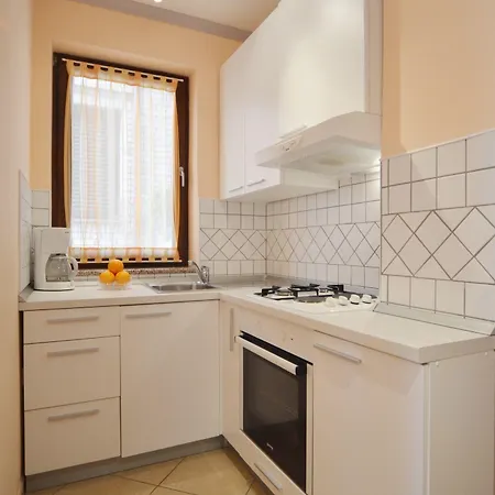 Benussi 1045 Апартаменты